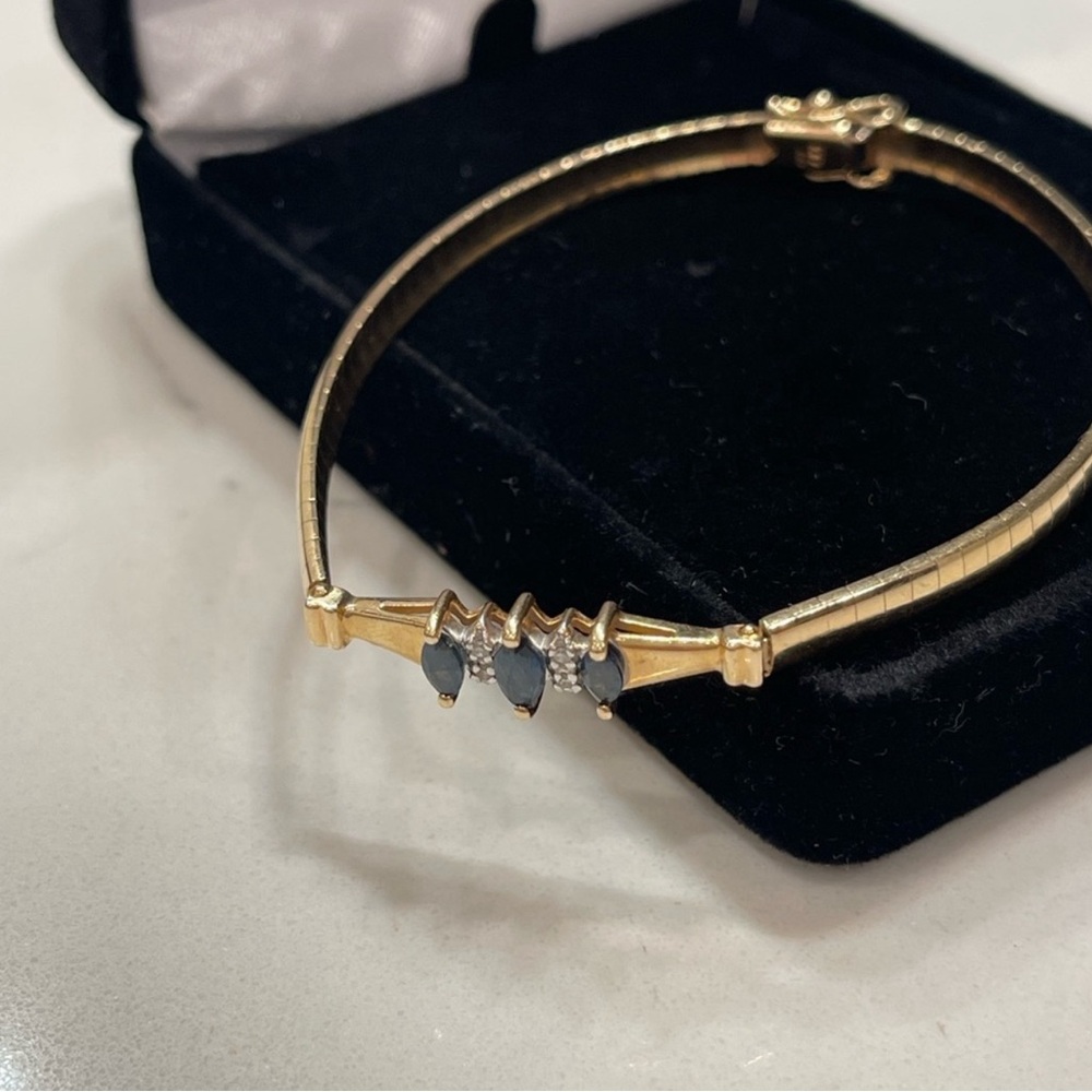 14K YELLOW GOLD MARQUISE SAPPHIRE &
DIAMOND BRACELET